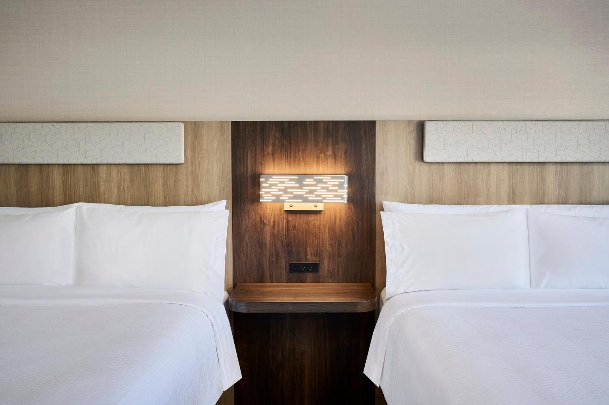 Holiday Inn Express & Suites Kitchener Southeast By Ihg Dış mekan fotoğraf