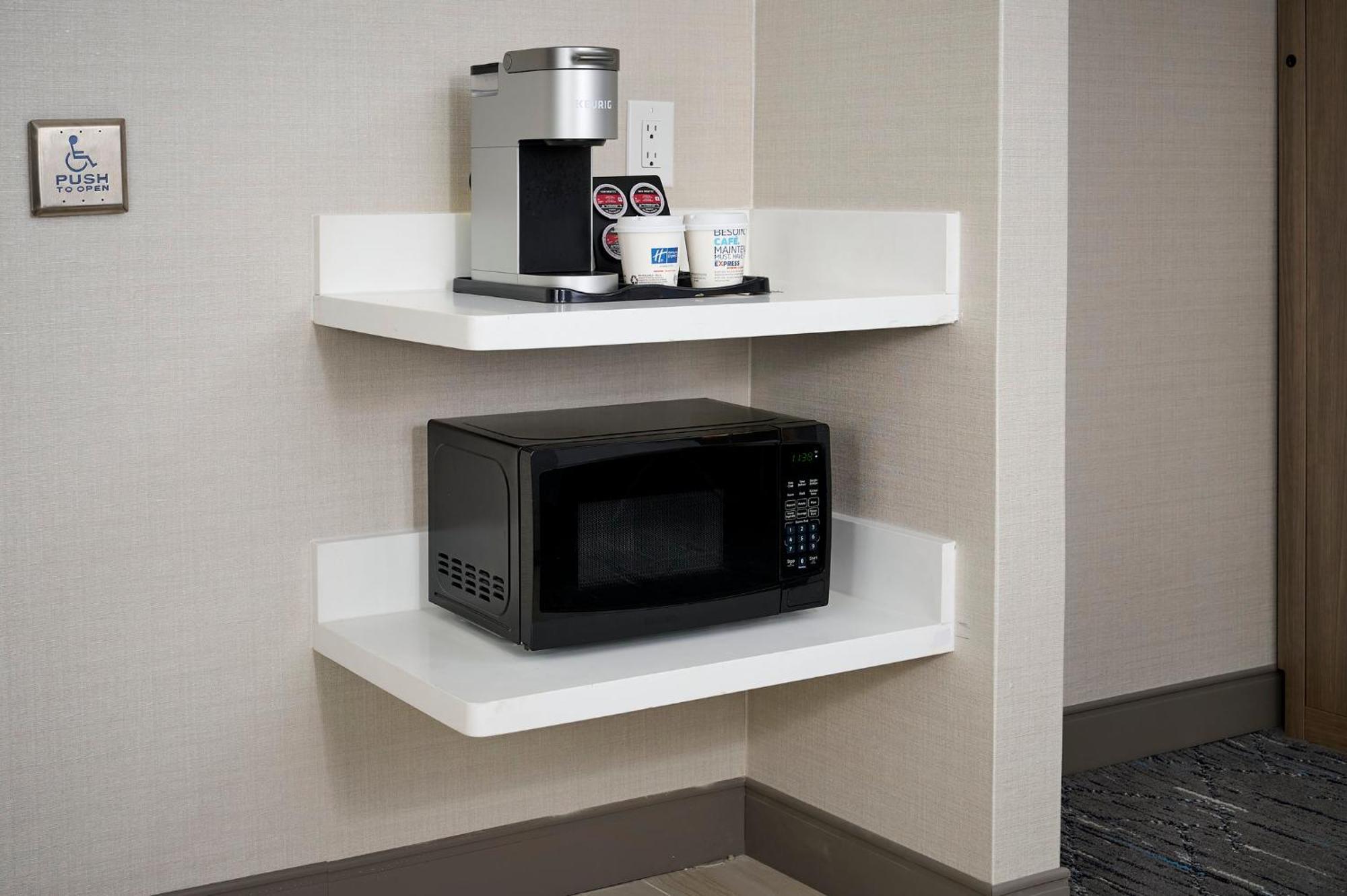 Holiday Inn Express & Suites Kitchener Southeast By Ihg Dış mekan fotoğraf