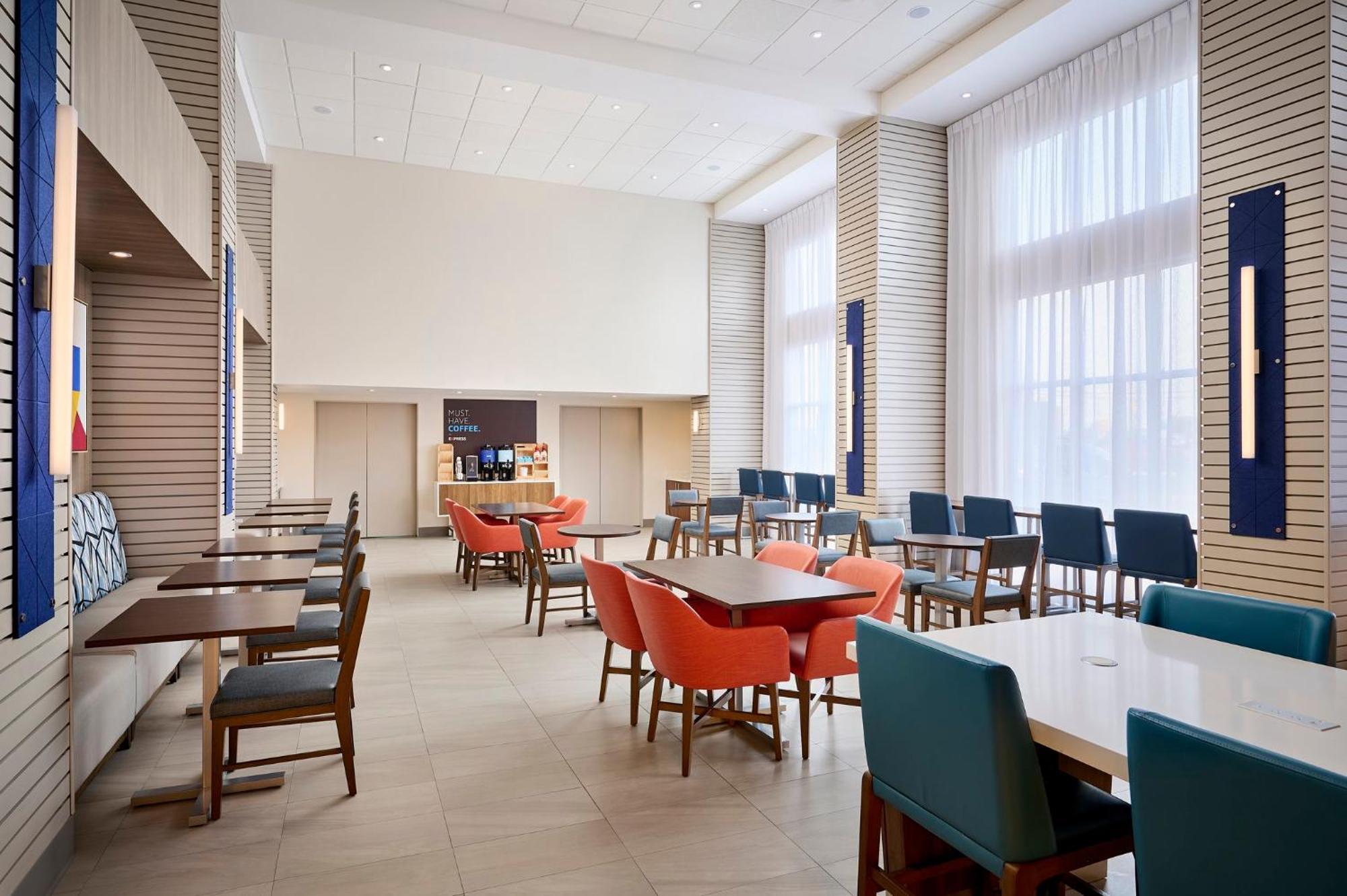 Holiday Inn Express & Suites Kitchener Southeast By Ihg Dış mekan fotoğraf